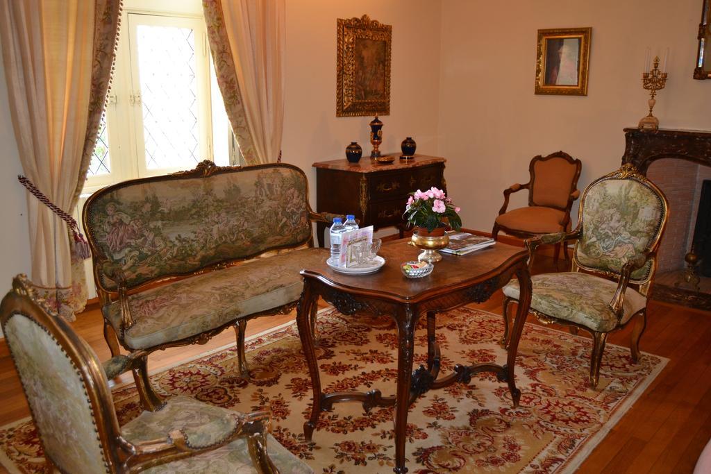 Château De Peufeilhoux