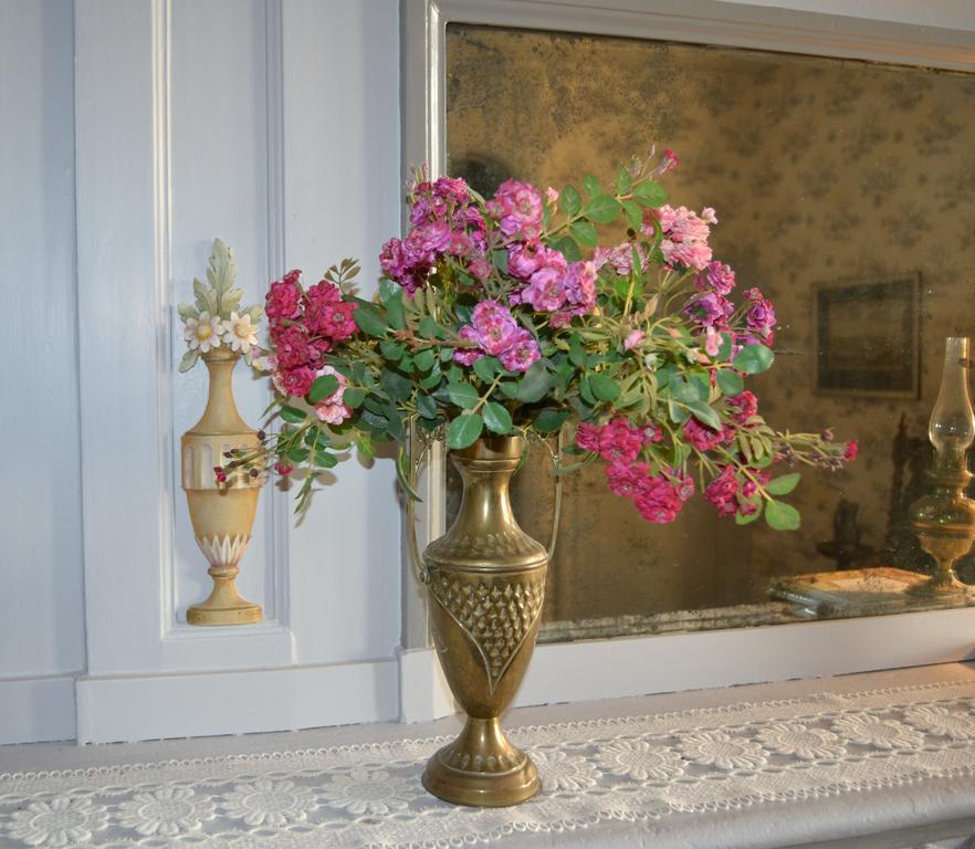Bed & Breakfast Chateau De Peufeilhoux 5*